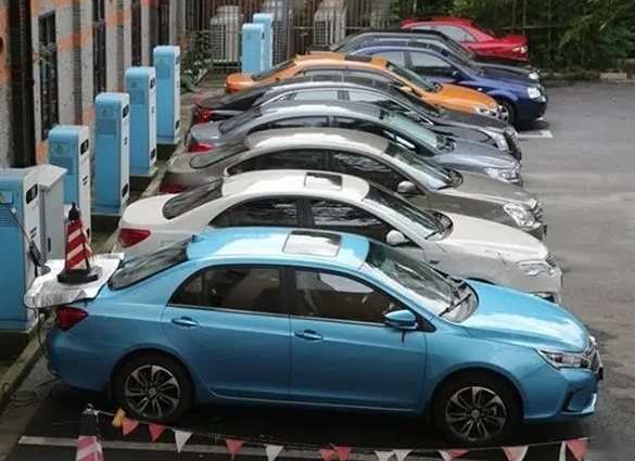 解读各大汽车品牌置换补贴方案：品牌补贴最重要，想拿国补有前提