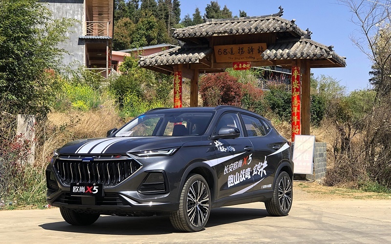 试驾欧尚X5：打开赛道模式战68道拐，感觉身在秋名山