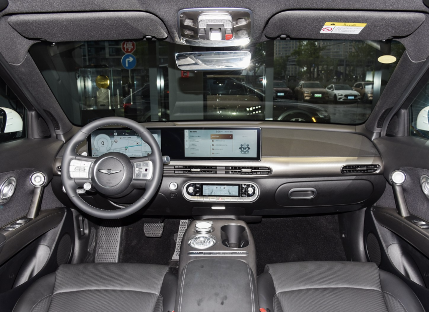 捷尼赛思GV60：解析28.58万起的高性能电动SUV，购车是否划算？