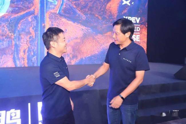 雷军：“为小米汽车而战，先投它100亿”