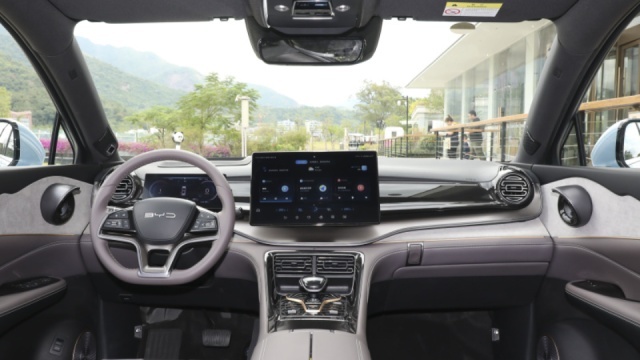 “换壳”无所谓，有DM-i的五座中型SUV，护卫舰07能火？