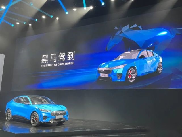 黑马驾到：26.5万起的福特Mustang Mach-E动刀
