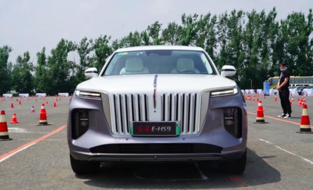 50万以上豪华纯电动车7月销量，前五国产占两席，第一名竟是它