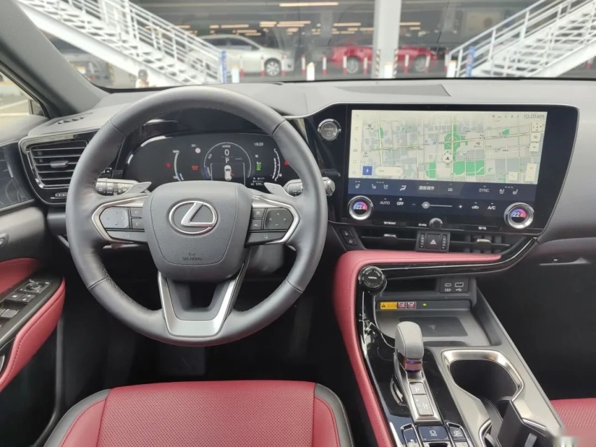 雷克萨斯NX 400h+：50万不买奔驰宝马的玄学