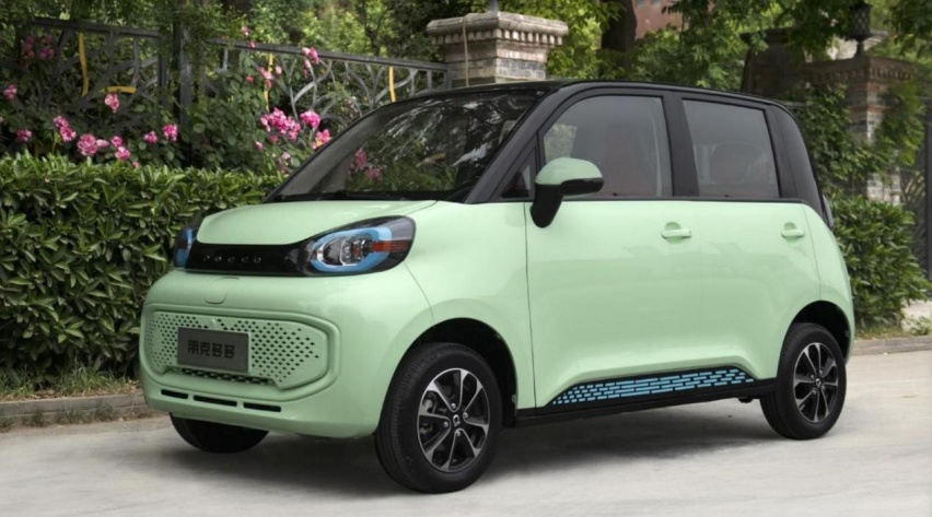 比五菱宏光MINI EV价格更低，空间更大！朋克汽车做到了