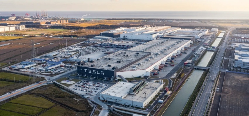 被马斯克称为“比汽车更有价值”的Tesla Bot人形机器人 来西安啦