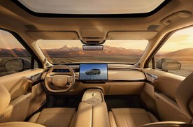 小鹏GX内饰官图来了，终于不是“理想屏”，明天首发