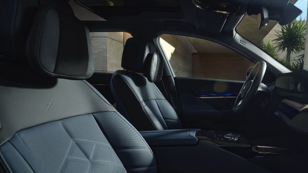 全新BMW 5系震撼上市，不论油电，树立智能豪华新标杆