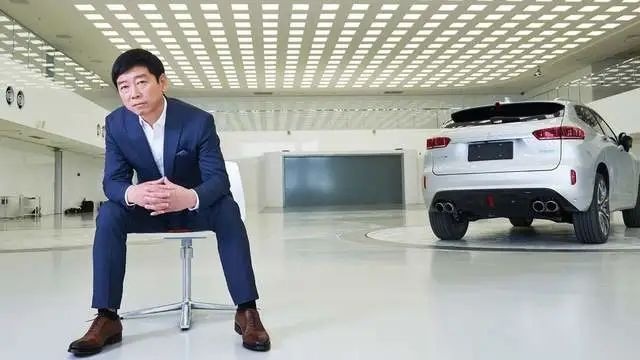 销量暴跌、转型困难，魏牌的高端之梦就此止步了？