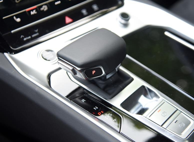 “上汽奥迪”添新车，奥迪Q6预售，6、7座的SUV