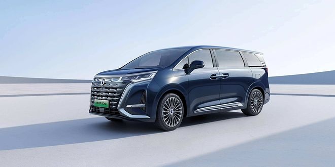 都说宇宙的尽头是MPV，看了宋MAX DM-i，我悟了！