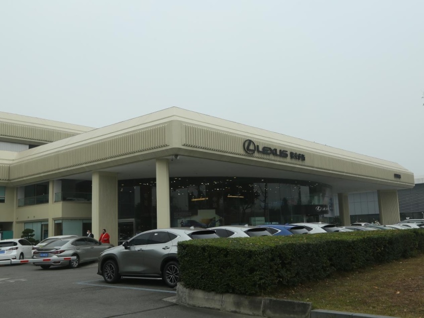 全新一代雷克萨斯RX到店，入门即混动全系标配