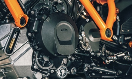 KTM SUPER DUKE RR剽悍登场，猛兽出笼