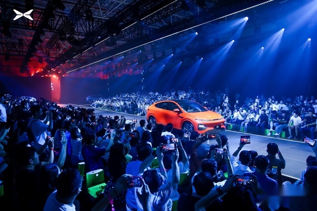 扶摇落地，25万级最强智能电动SUV，小鹏G6全新上市