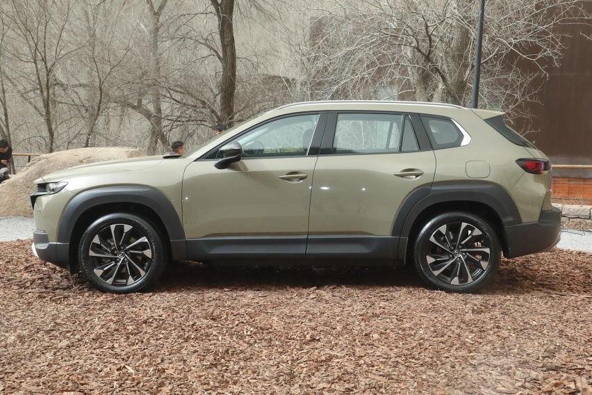 马自达CX-50将于上海车展预售 起个名字叫“行也”？