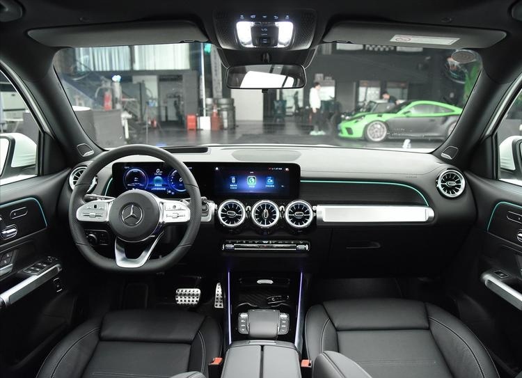 来自传统豪华品牌的纯电SUV，奔驰EQB是一辆什么样的车？