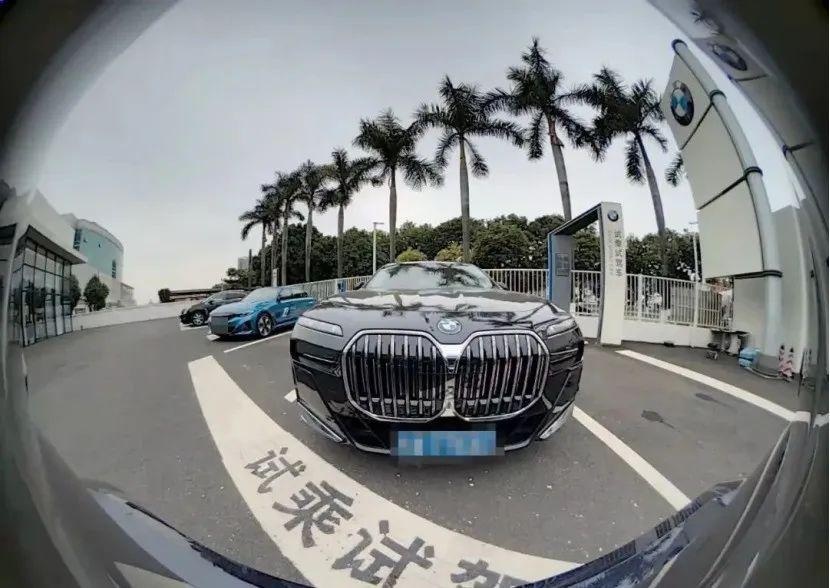 吉利和蔚来牵手换电；华为车灯投影专利获授权