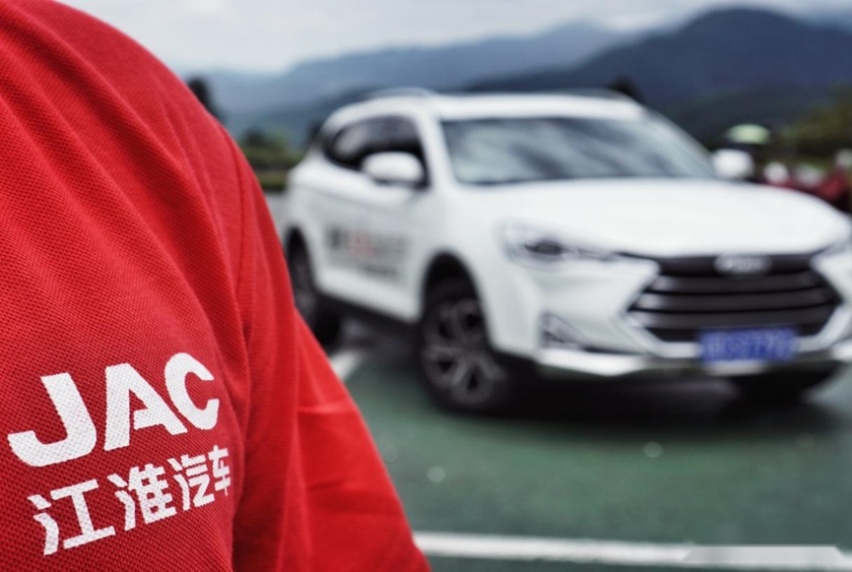 市值突破千亿，业绩连亏七年，江淮汽车能否靠尊界逆袭？