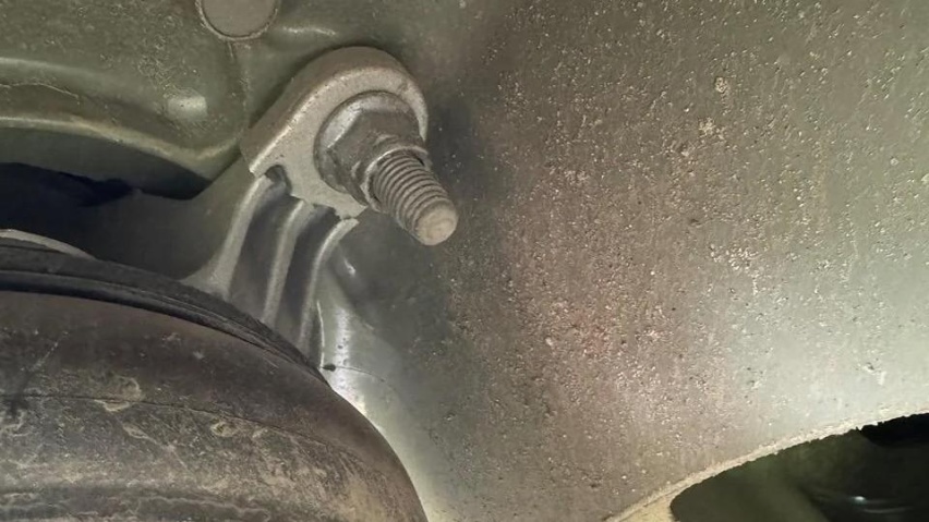 花370万买绿牌特斯拉皮卡，悬挂易断，越野不如国产车？