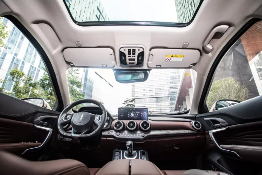豪华与运动兼备 试驾全新WEY VV7/VV7 GT