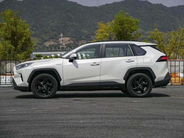 我敢打包票：全新RAV4荣放，绝对对得起你的等待