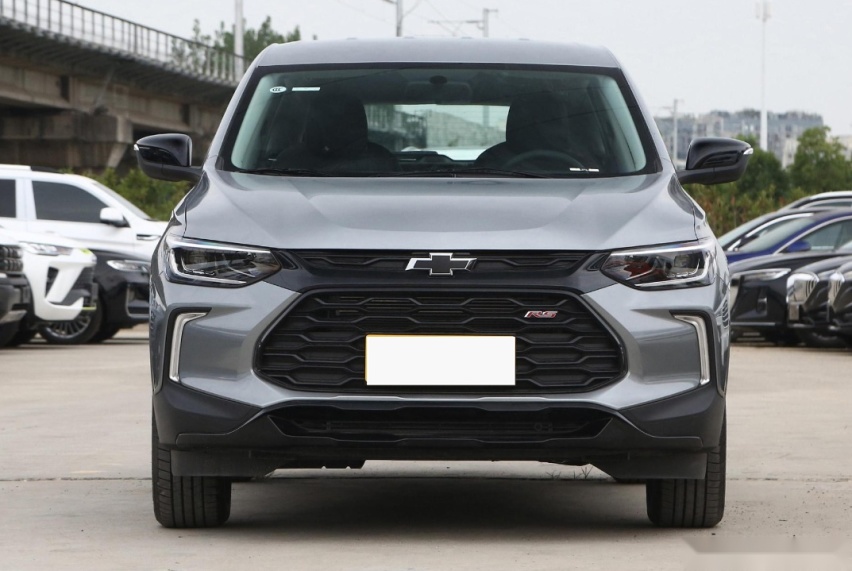美系硬派SUV，10万多已上市！黑武士造型，全系1.5T+CVT