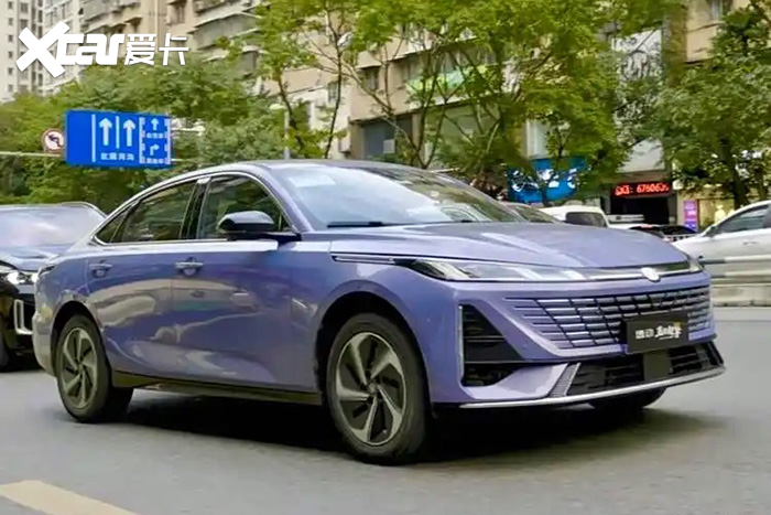你知道长安油车省油有多牛？蓝鲸超擎混动实测油耗已榨到1.6L 以前，我