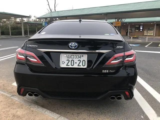 丰田皇冠华丽转身,配V6+后驱+主动降噪,比奥迪A6L有气场