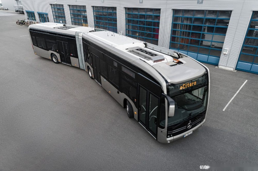 mercedes-benz-ecitaro-g-might-arrive-as-the-world-s-first-solid-state-battery-ev_2.jpg