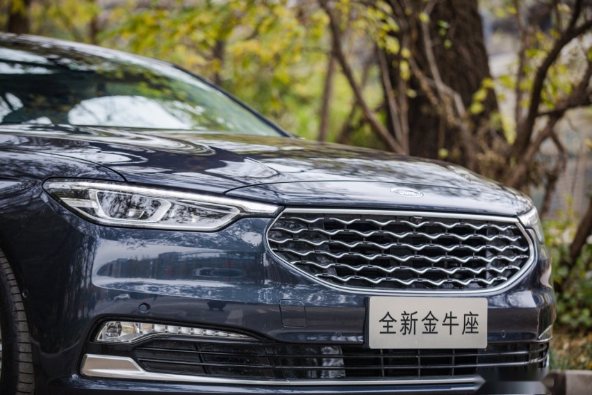 低调的旗舰座驾，福特全新金牛座Vignale