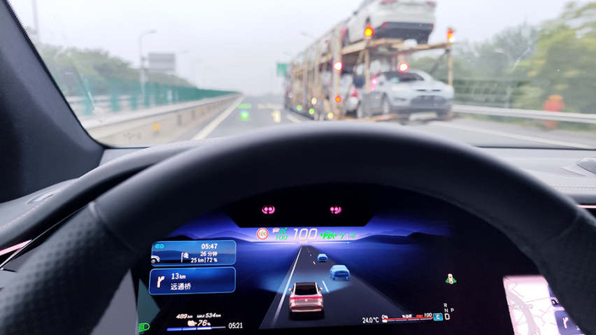 长测全新EQE纯电SUV：奔驰要给SUV们上堂造车课