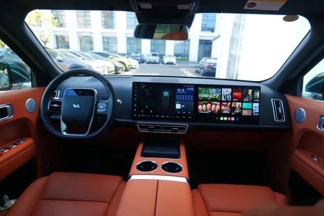 500万以内最好的家用SUV，家里领导坐了3天说：这车适合跑长途
