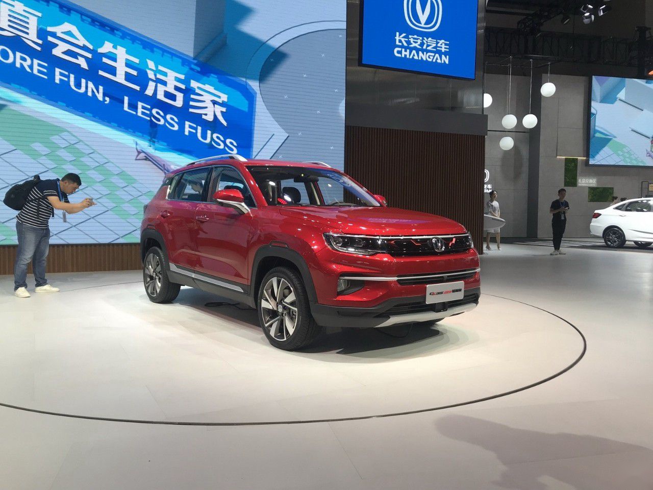 新款斯柯达柯迪亚克路试谍照曝光；新款哈弗H2车型现身工信部