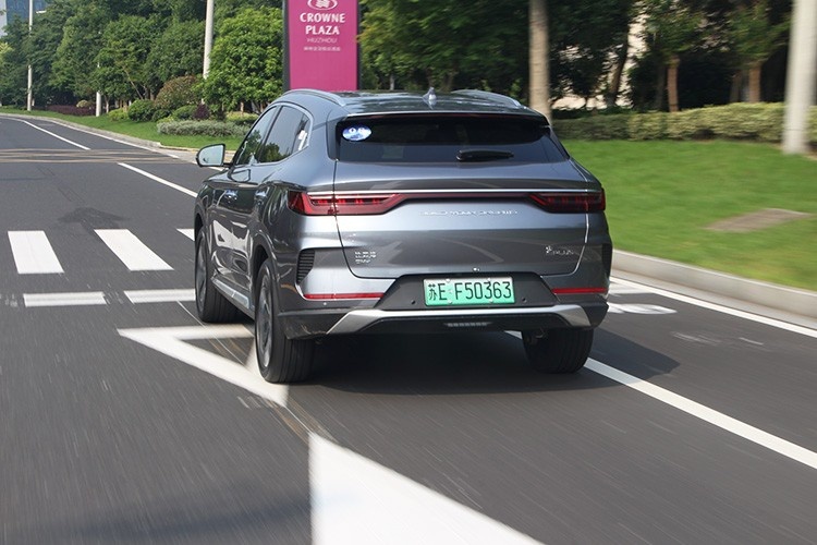 试比亚迪宋PLUS DM-i，最大综合续航超1000km？