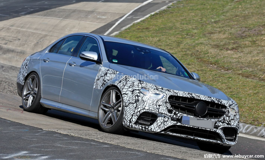 奔驰-AMG E63(S).png