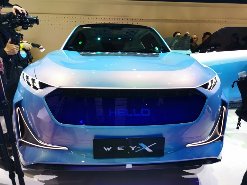 WEY X对开门设计 续航超500公里 4.6秒破百！