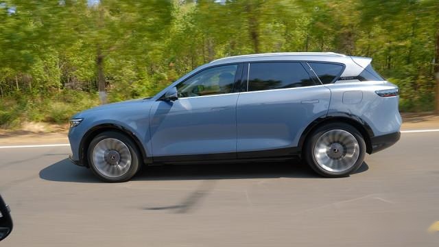 纯电中大型SUV,18度电能跑100公里?测试岚图FREE超长续航版