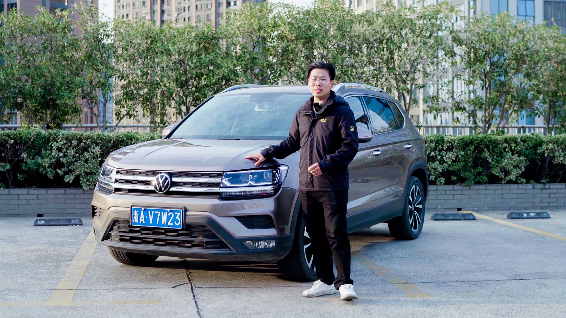 ʱ����Ǩ������;�����ܷ��ưԽ��ռ�SUV�г���