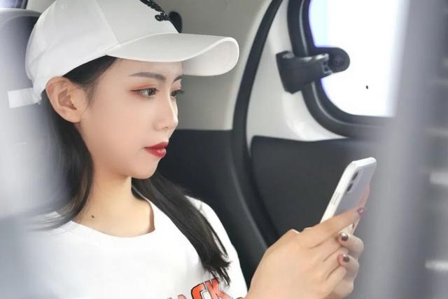 车圈女神为何对欧拉R1欲罢不能?