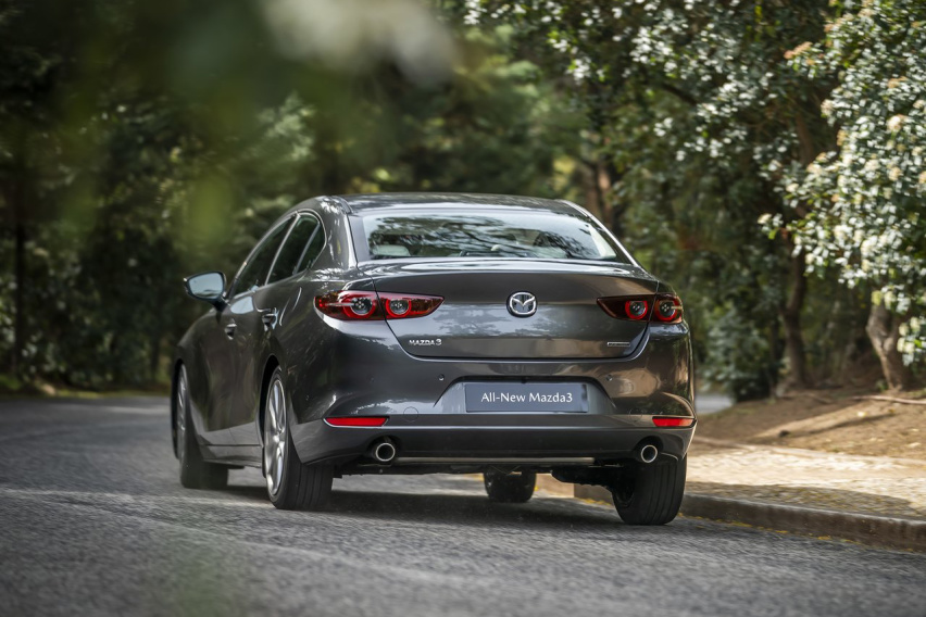 Mazda 3斩获2020年度世界设计车大奖