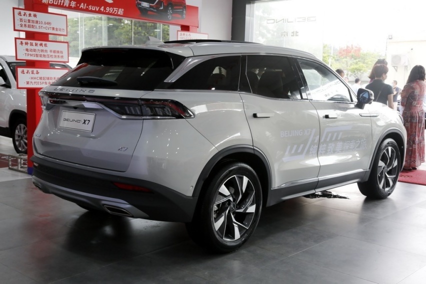 BEIJING X7首试：一台让人惊喜连连的十万级SUV