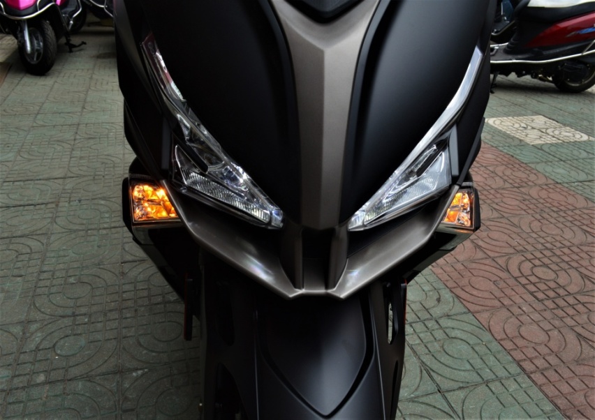 “进口”贵一万多值吗？光阳赛艇S400台产版解析