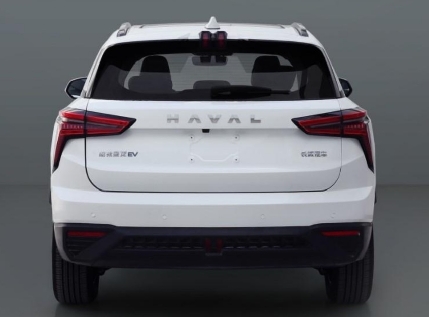 哈弗首款纯电SUV！枭龙EV现身街头，车长4米6续航600km，还看元