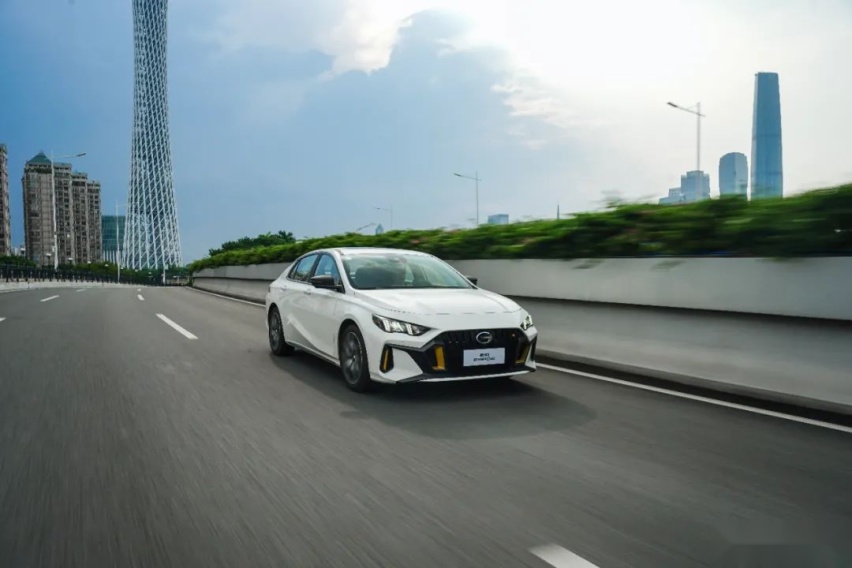传祺影豹将参加2022赛季CTCC，并推出赛车同款R-style套件