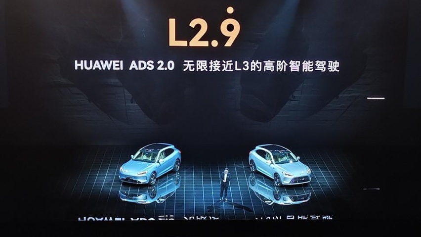 车企高管2023年的嘴炮之战，除了余承东，90%都败了？