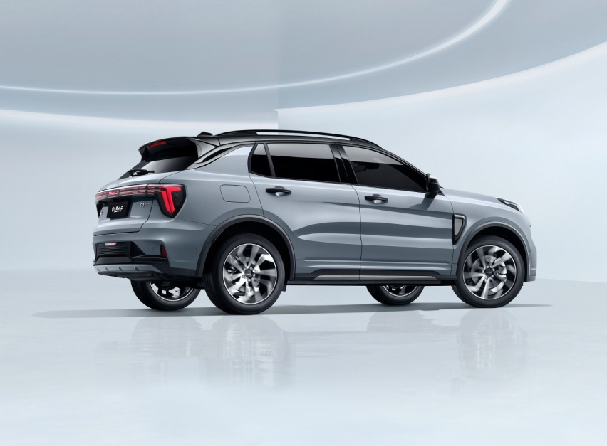 13.99万起买混动SUV！空间超同级 油耗还比三缸低？