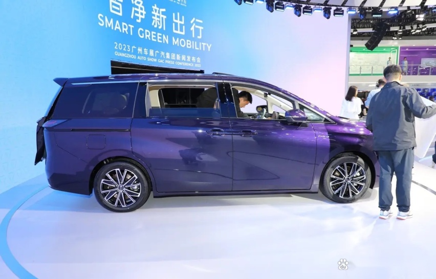 售价20.98-22.98万元，中型MPV，搭载2.L插混，深度解析传
