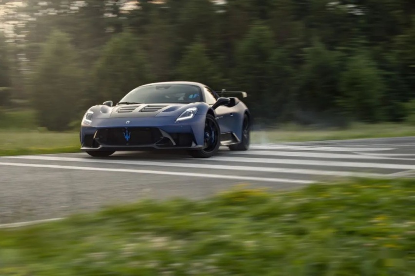 【车赏】玛莎拉蒂最新高性能超跑GT2 Stradale
