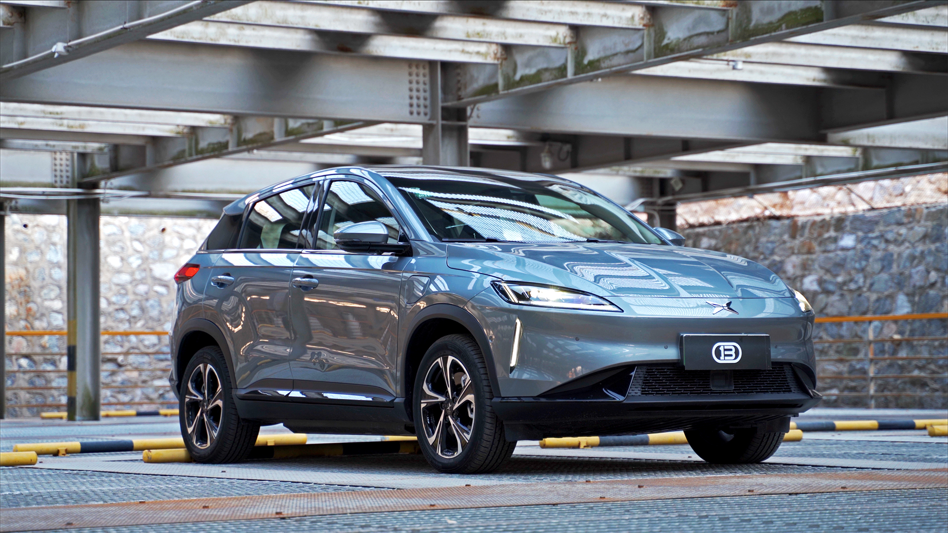 ڡ̎ ԇ{СiG3 2020 520i