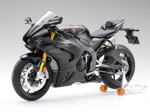 本田CBR1000RR-R，田宫1：12比例模型今年7月发售